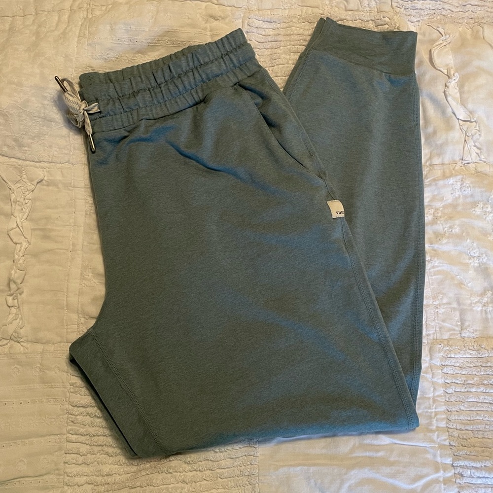 Vuori Performance Jogger small Stormy Heather
